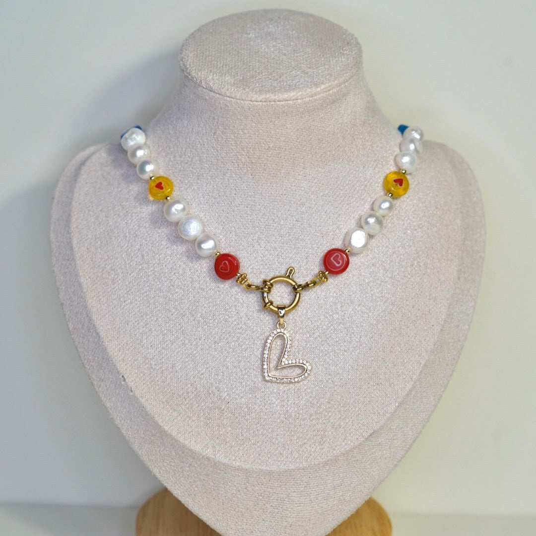 Collier Milla