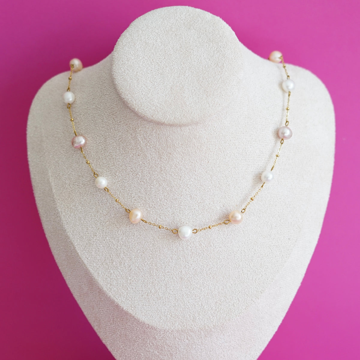 Collier Olive