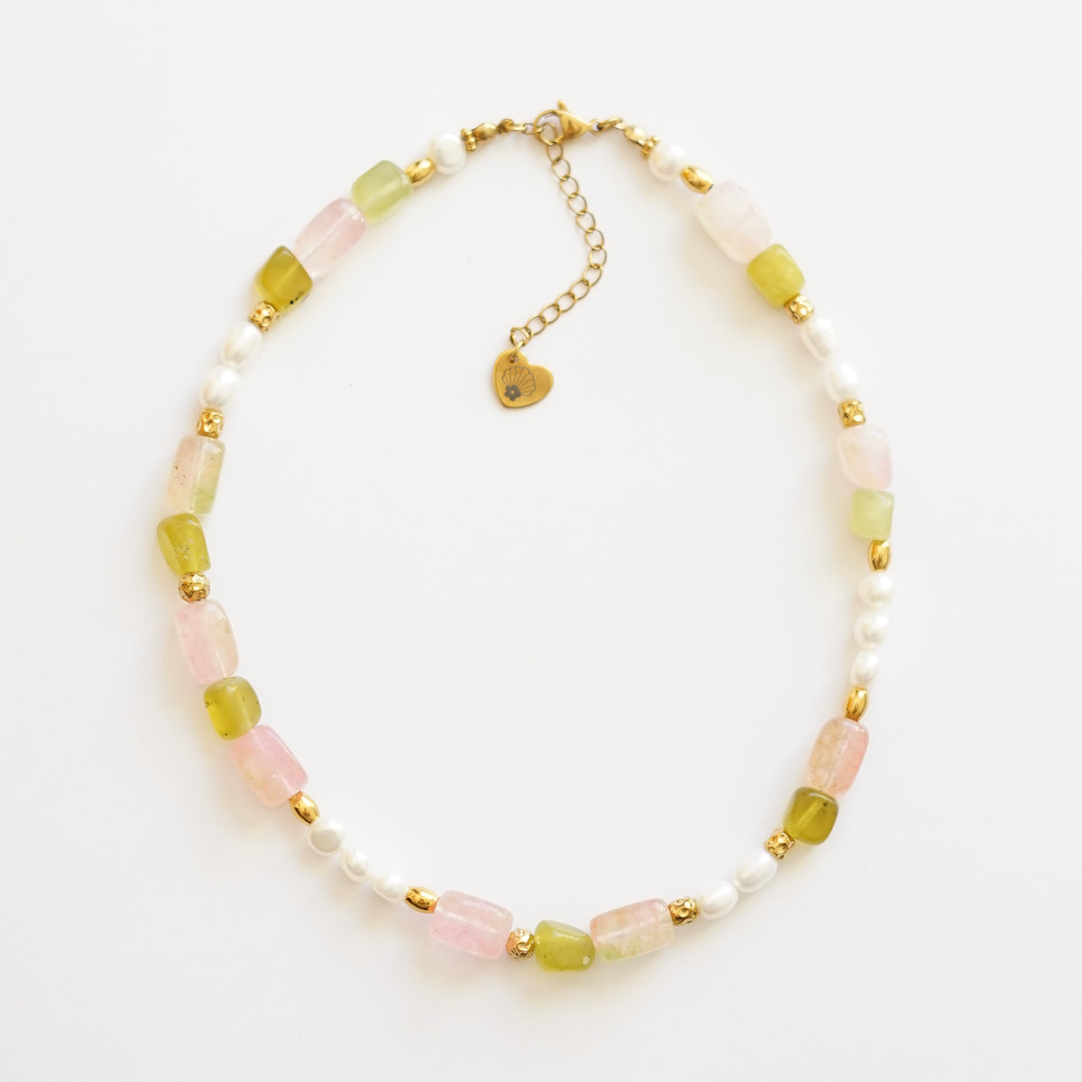 Collier Sarah