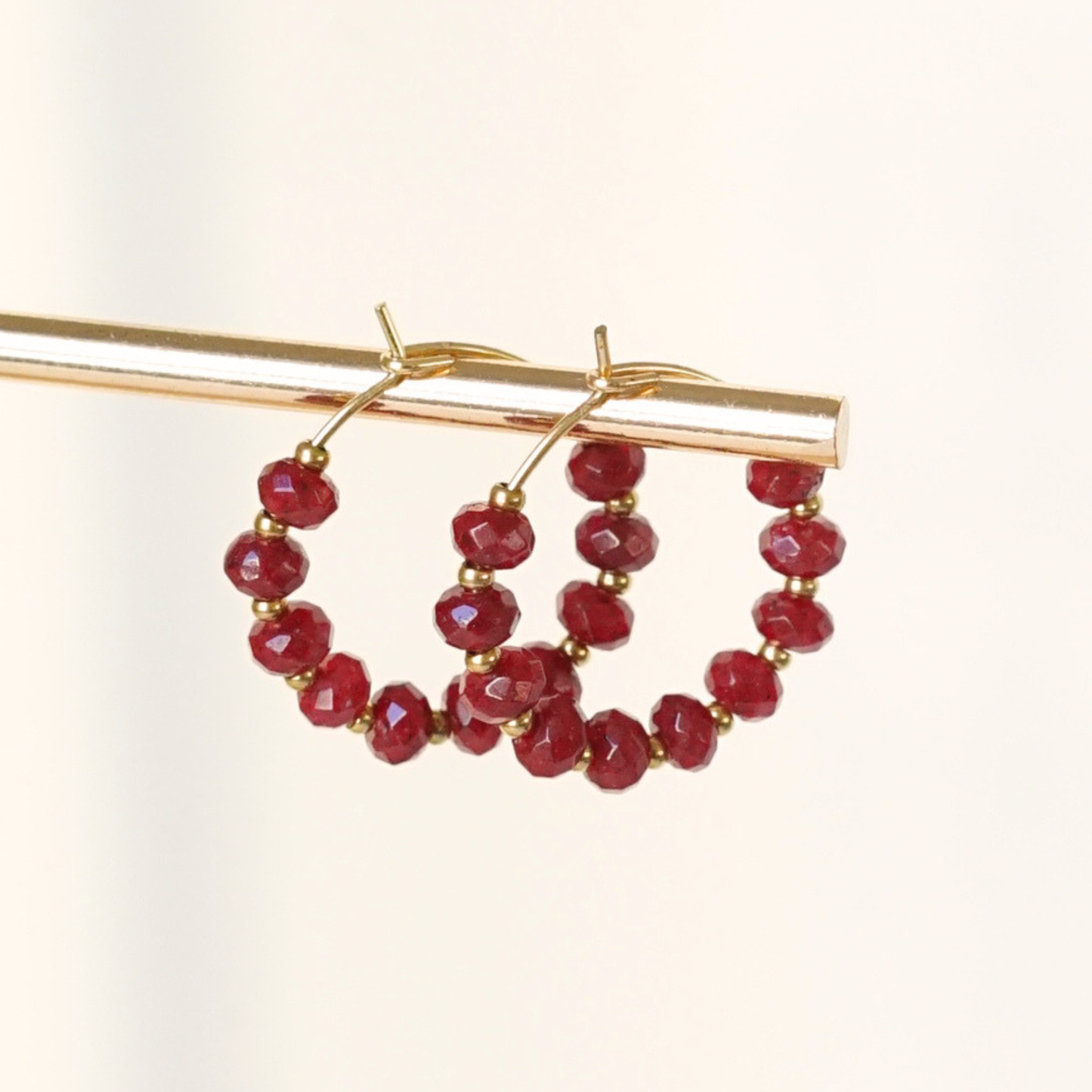 Créoles Cléo Rouge – Collection Dolce Vita