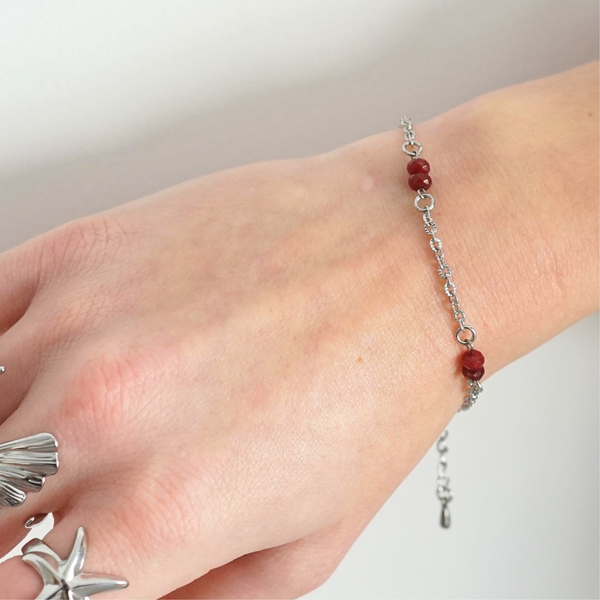 Bracelet fait main argenté en acier inoxydable et pierres naturelles – idée cadeau spéciale