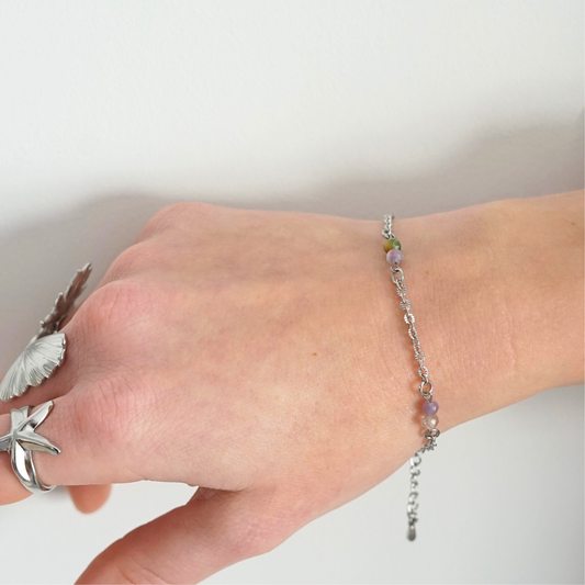 Bracelet fait main argenté en acier inoxydable et pierres naturelles – idée cadeau spéciale