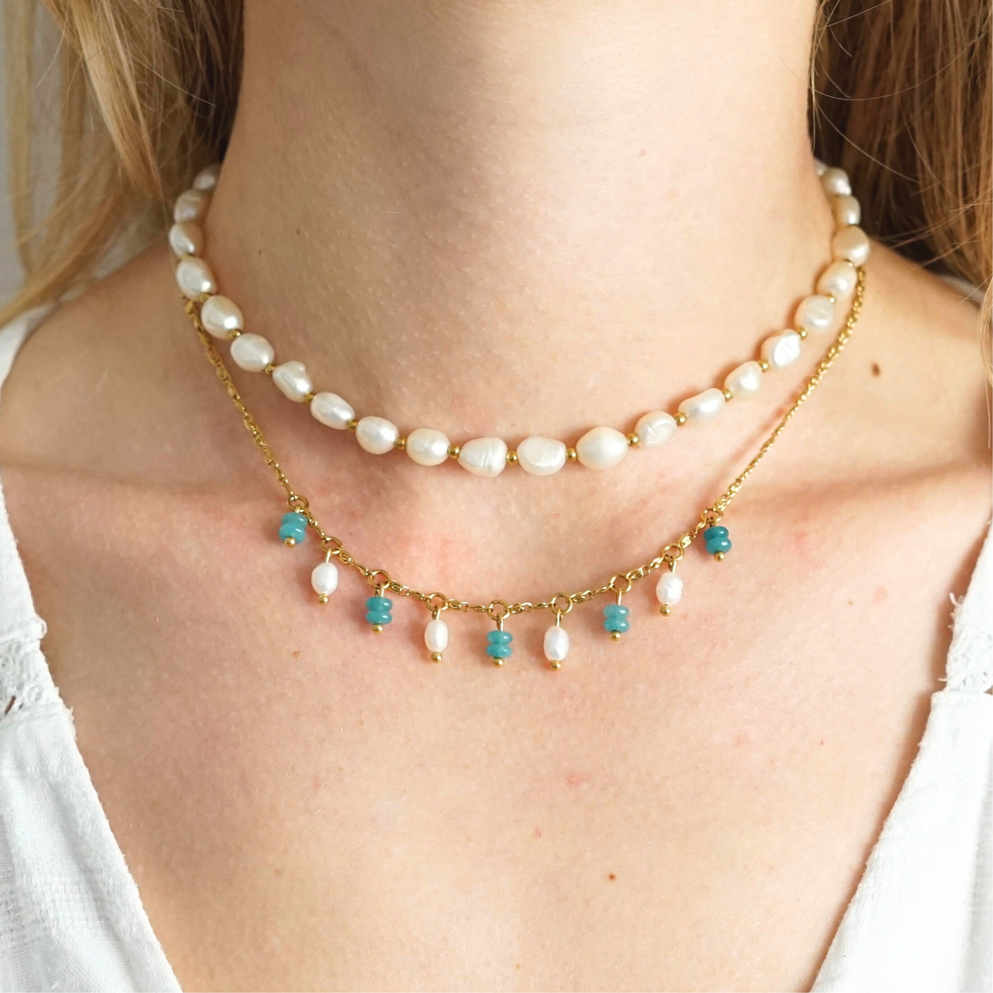 Collier fait main en acier inoxydable avec pendentifs en pierres naturelles et perles d'eau douce – bijou unique