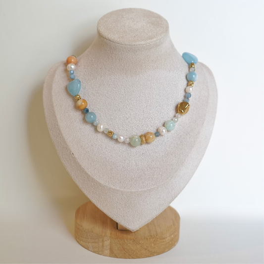 Collier fait main asymétrique en acier inoxydable avec pierres naturelles et perles d'eau douce – bijou unique