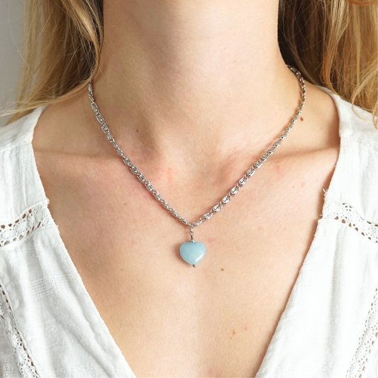 Collier argenté fait main en acier inoxydable avec pierres naturelles – bijou unique