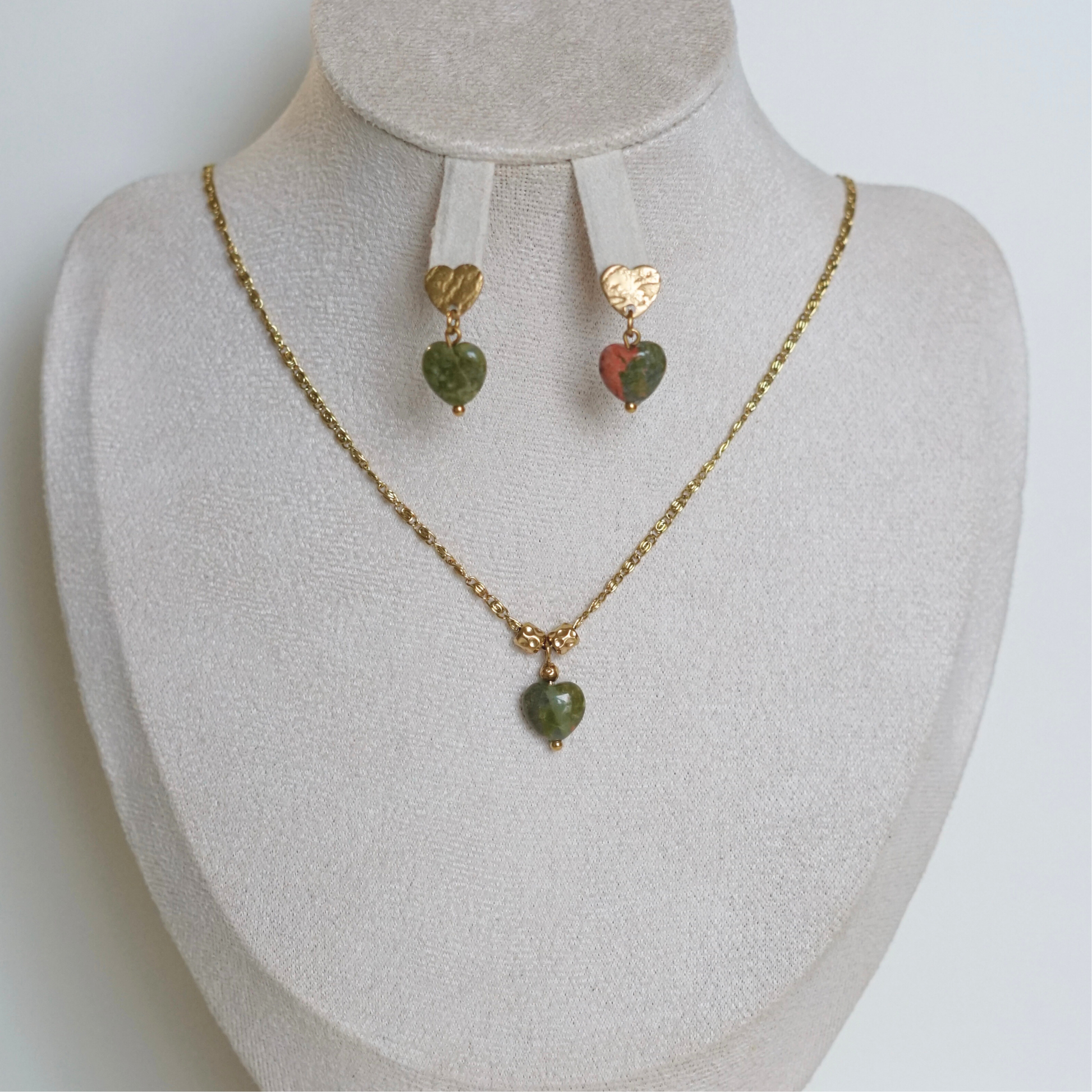 Parure dorée faite main – collier et boucles d'oreilles en acier inoxydable avec pierres naturelles, idée cadeau unique